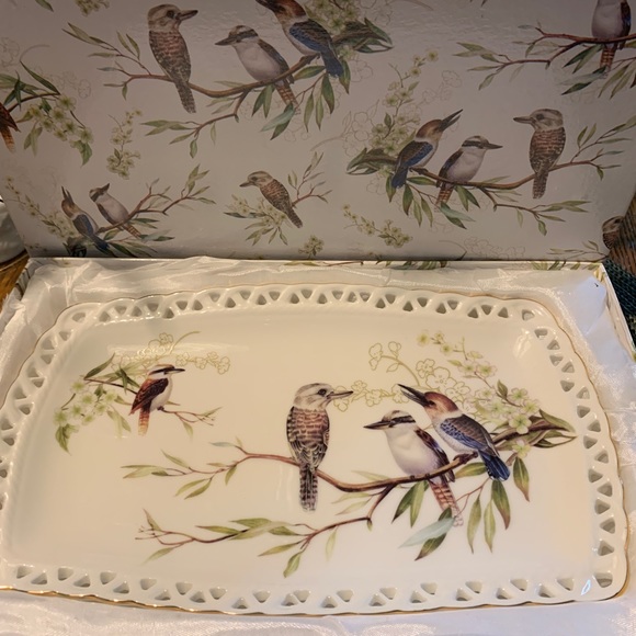 Kookaburra fine bone china sandwich plate - Picture 6 of 6